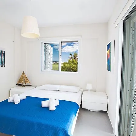 Efsta - Beautiful 3 Bedroom - Pool With Lawned Gardens فيلة *